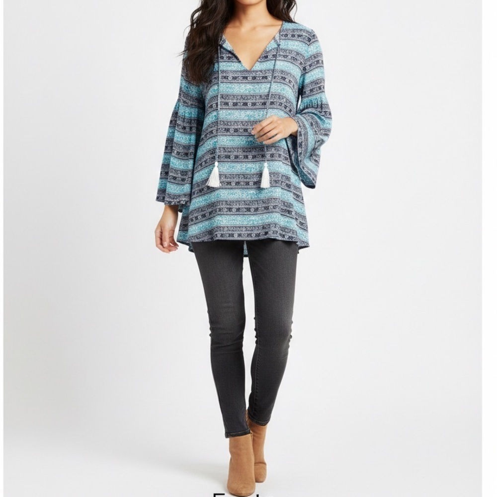 NEW Anthropologie Ecote Bohemian Blouse top MEDIUM Tassel peasant coverup Boho
